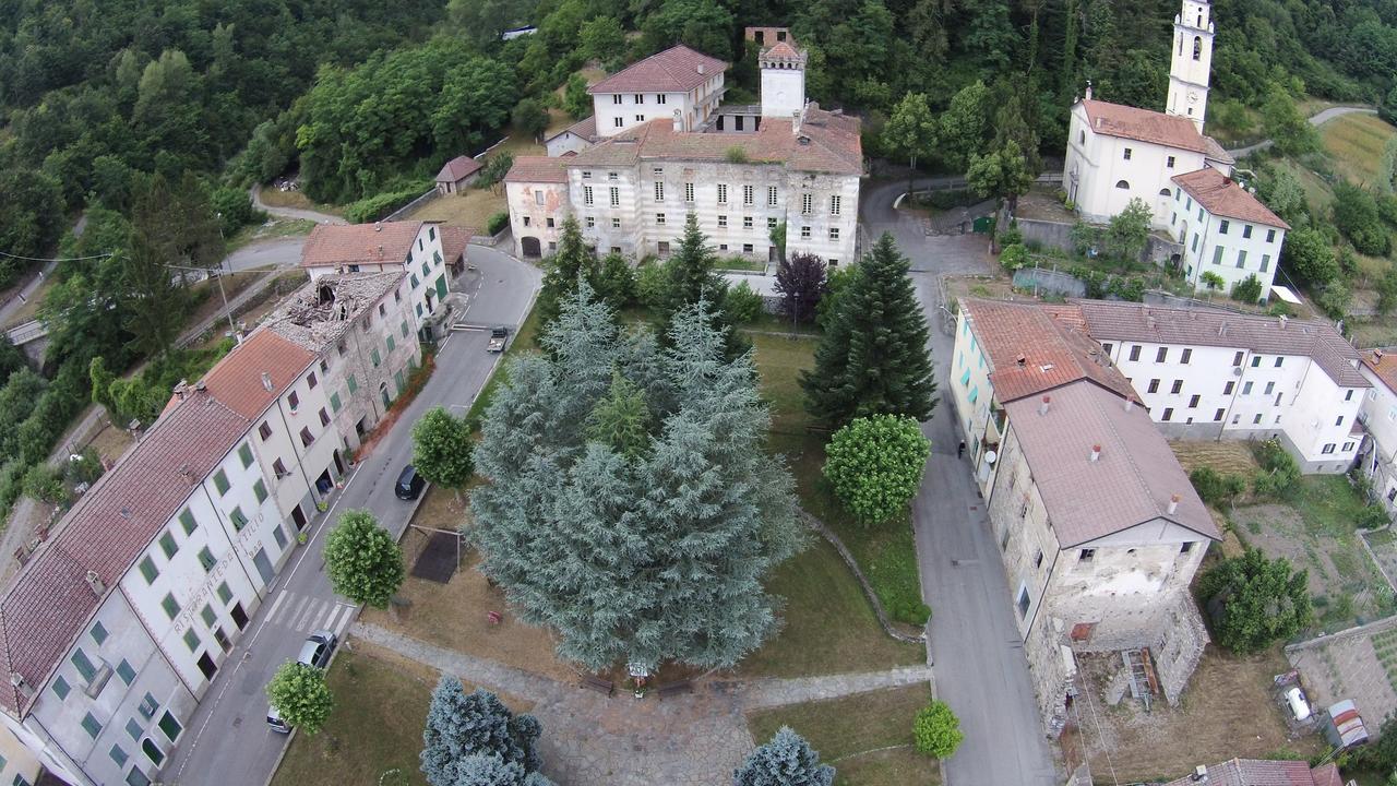 Hotel Miramonti Gorreto Exteriör bild